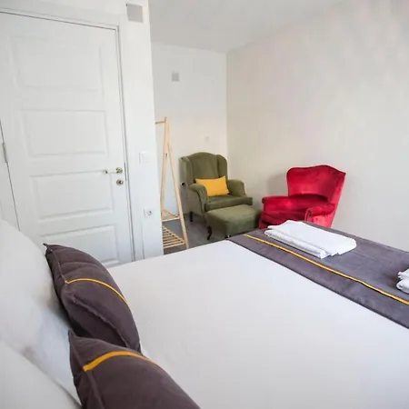 Surla Hotel *